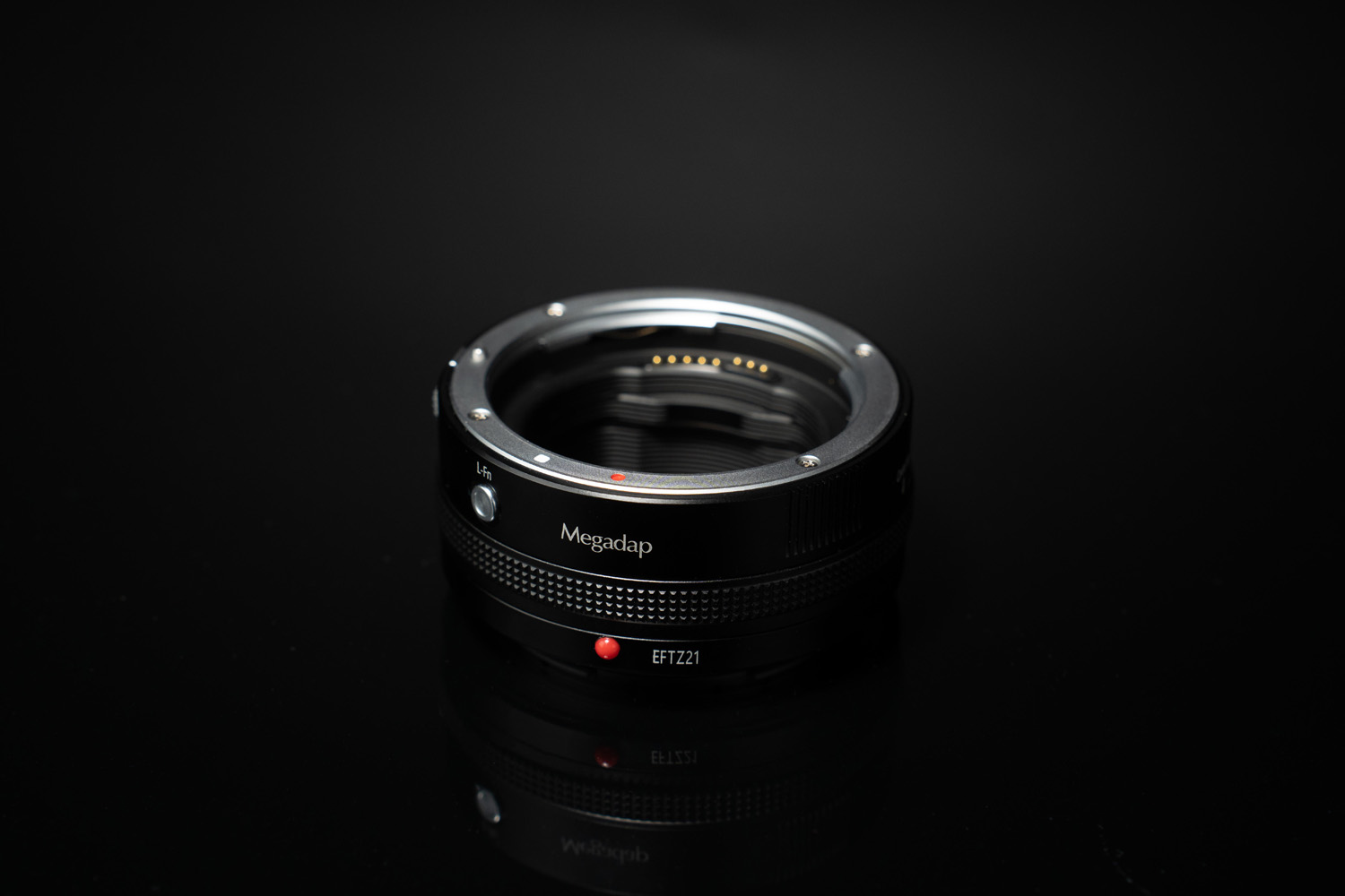 Megadap EFTZ21 Canon EF to Nikon Z adapter | © Megadap