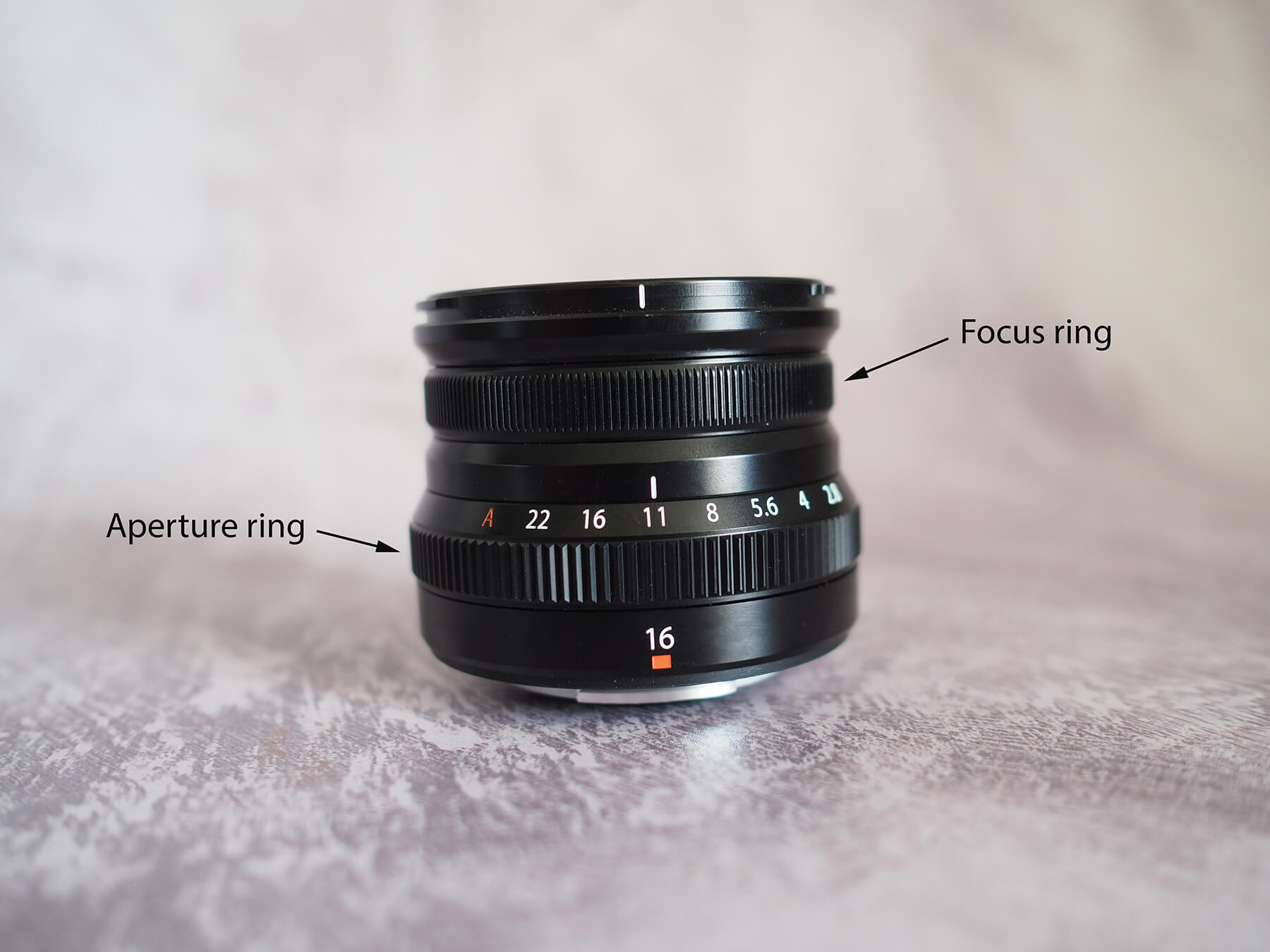 Lens aperture ring